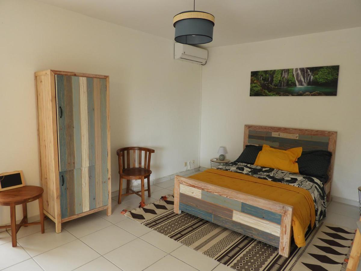 Ti Kaz A Patou, Au Coeur De L'Ile. Apartment Baie-Mahault Bagian luar foto