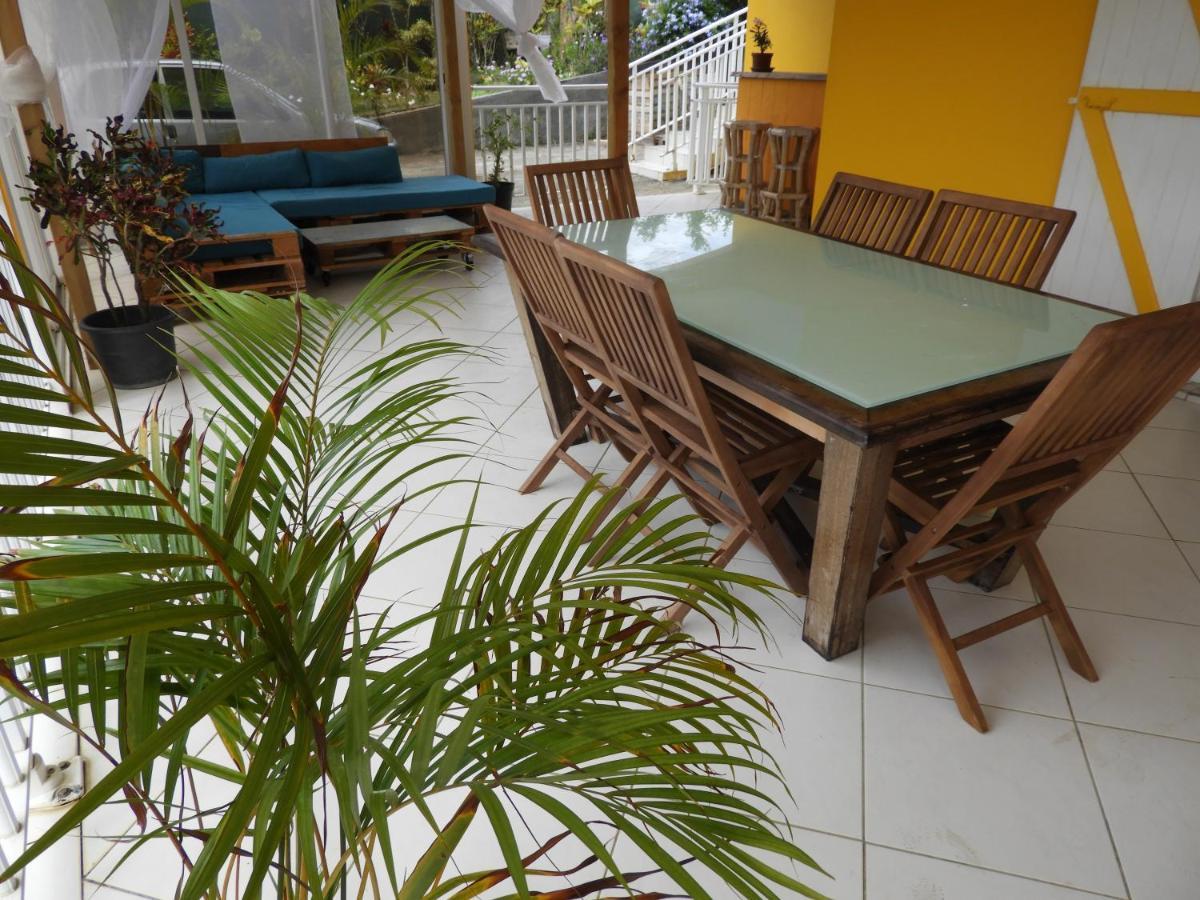 Ti Kaz A Patou, Au Coeur De L'Ile. Apartment Baie-Mahault Bagian luar foto
