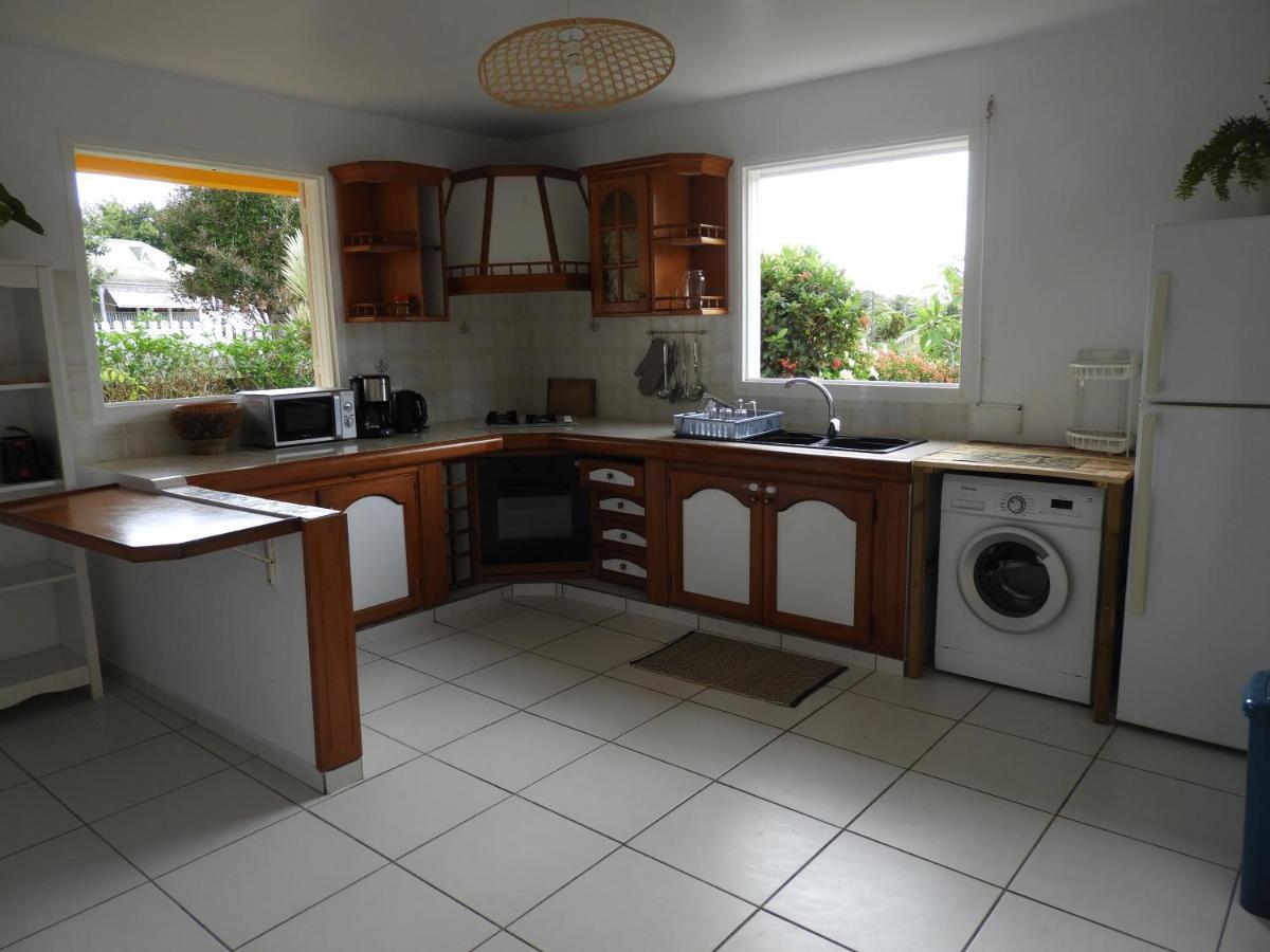 Ti Kaz A Patou, Au Coeur De L'Ile. Apartment Baie-Mahault Bagian luar foto